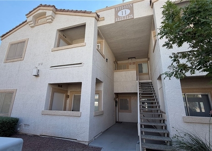 855 N Stephanie Street - Photo 1
