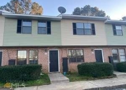 291 W Johnson Street - Photo 1