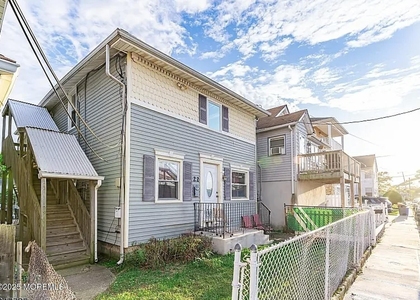 22 Bay Avenue - Photo 1