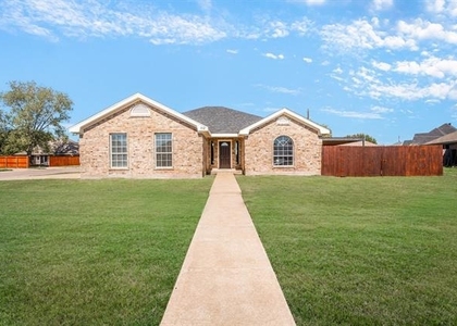 712 Billups Circle - Photo 1