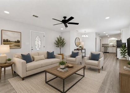1110 N Ross Avenue - Photo 1
