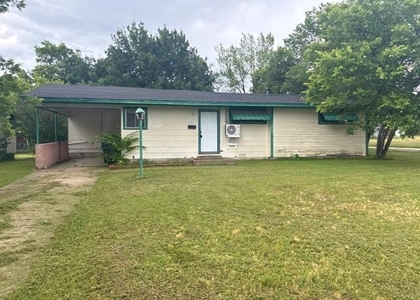 1711 Langford Street - Photo 1
