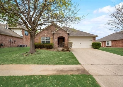 8420 Sonnet Drive - Photo 1