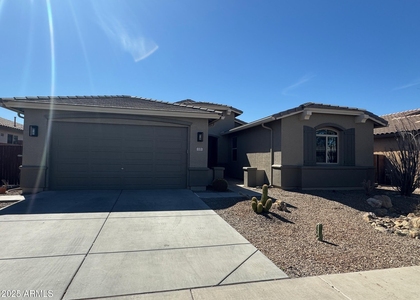 135 W Yellow Wood Avenue - Photo 1
