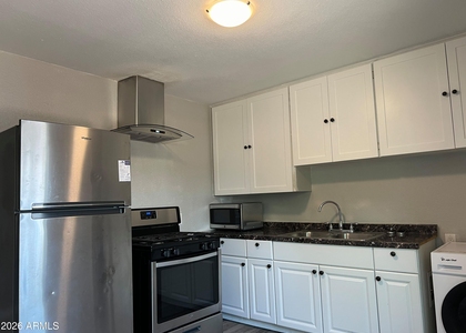 2726 E Willetta Street - Photo 1