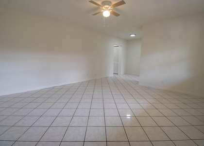 2537 Lincoln Street - Photo 1