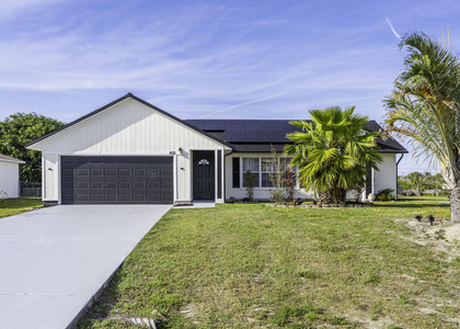 601 Sw Icon Avenue - Photo 1