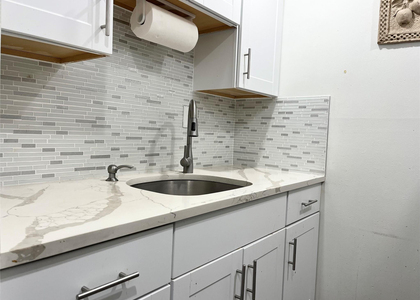 4135 Nw 88th Avenue - Photo 1