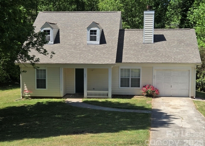 437 Cedarcroft Drive - Photo 1
