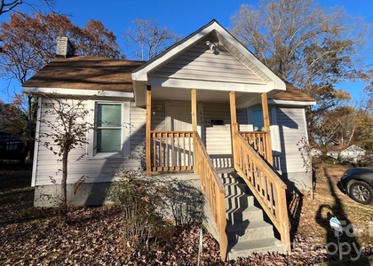 635 Smith Street - Photo 1