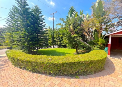 703 Manzanita Avenue - Photo 1