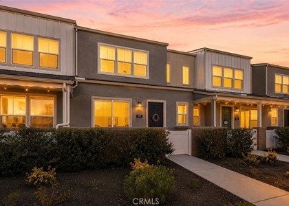 212 Red Brick - Photo 1