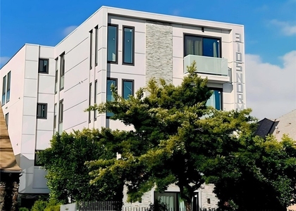 3105 W Normandie Avenue - Photo 1