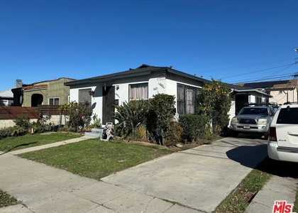 2601 Obama Boulevard - Photo 1