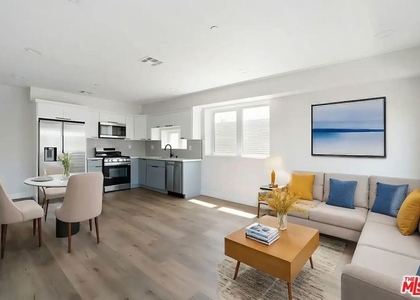 1724 Menlo Avenue - Photo 1