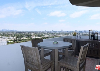 1155 N La Cienega Boulevard - Photo 1