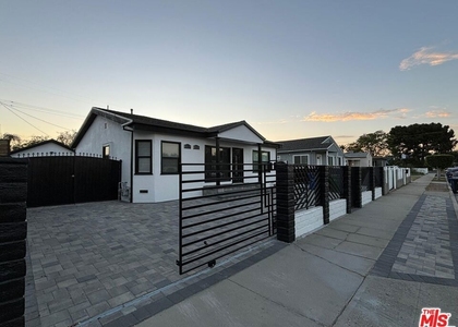 6537 Teesdale Avenue - Photo 1