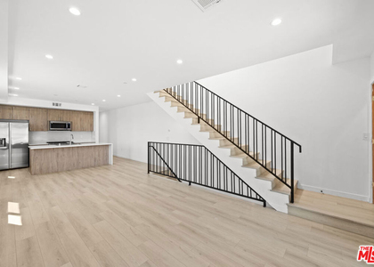 2123 S Cloverdale Avenue - Photo 1