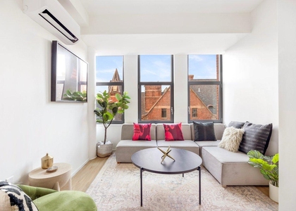 Sterling Place - Photo 1