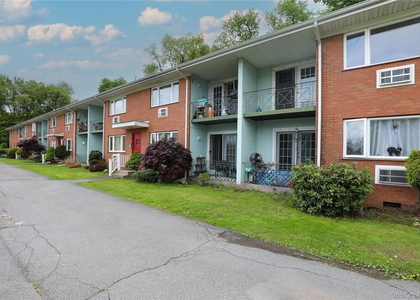 30 Lamb Avenue - Photo 1