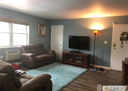 289 Main Street - Photo 1