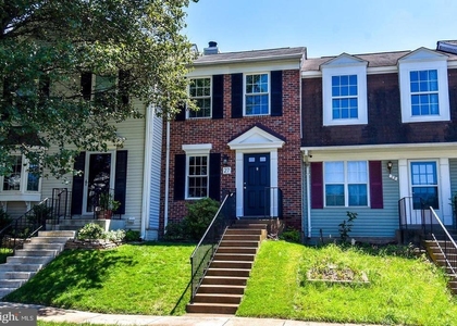 27 Marian Court - Photo 1