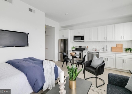 2201 Washington Avenue - Photo 1