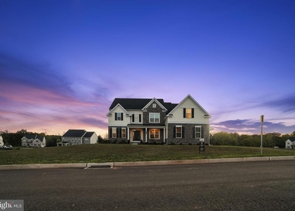 409 Longview Drive - Photo 1