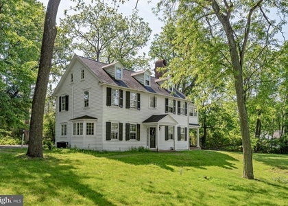 1404 E Butler Pike - Photo 1