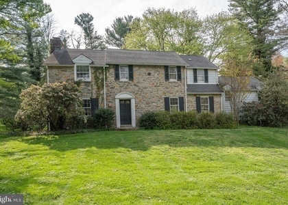 510 Lynmere Road - Photo 1