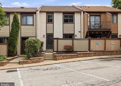 804 Bismark Way - Photo 1