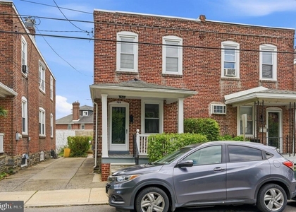 732 W Railroad Avenue - Photo 1