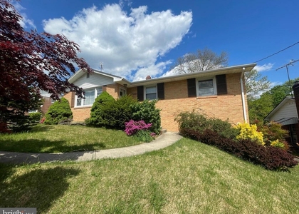 9221 Davidson Street - Photo 1