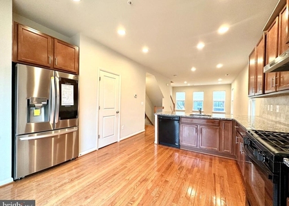 127 Decoverly Drive - Photo 1