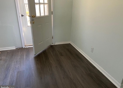 1883 S Dupont Highway - Photo 1