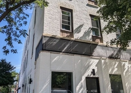 449 N Elizabeth Street - Photo 1