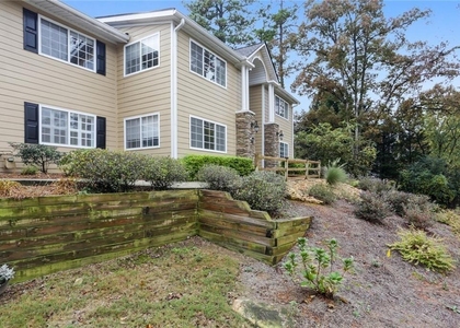 1468 Briarwood Road Ne - Photo 1