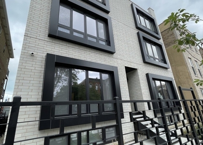 719 N Elizabeth Street - Photo 1