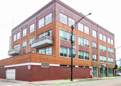 1001 N Milwaukee Avenue - Photo 1