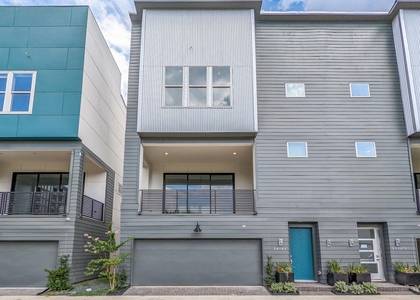 2414 Canal Street - Photo 1