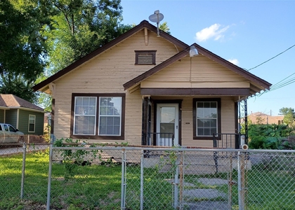 7815 Dayton Street - Photo 1