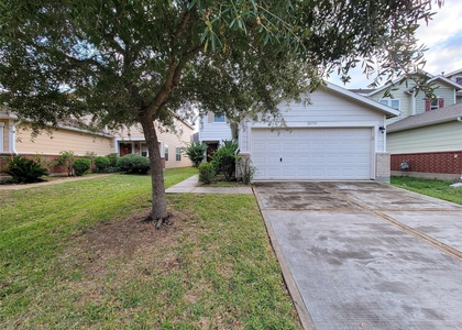 20759 Cypress Crescent Lane La - Photo 1