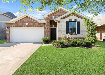 2826 Painted Sunrise Trail - Photo 1