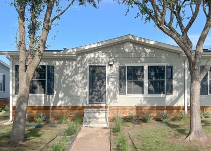 516 Stafford Spring Avenue - Photo 1