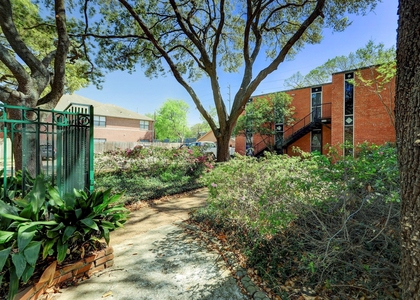 1112 Lawrence Street - Photo 1