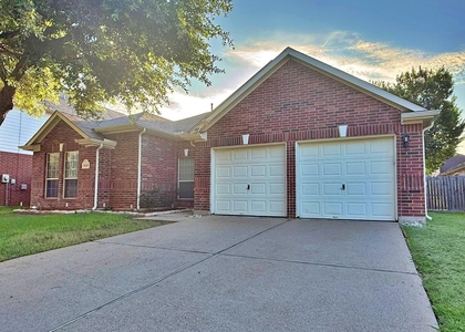 3610 Maple Pass Court - Photo 1