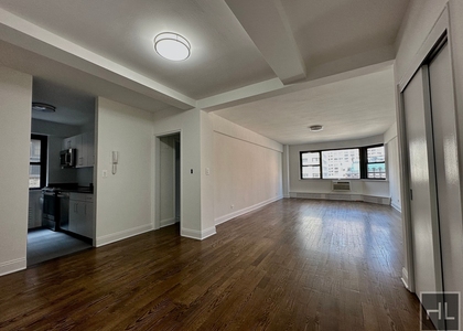 East 69 Street - Photo 1