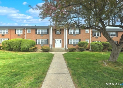 1254 Farmington Avenue - Photo 1
