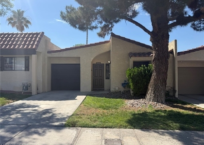 5533 Wheatfield Drive - Photo 1