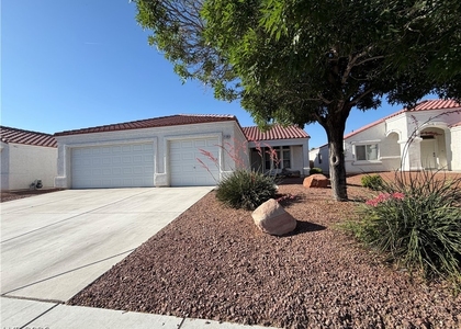 2139 Meadow Green Avenue - Photo 1